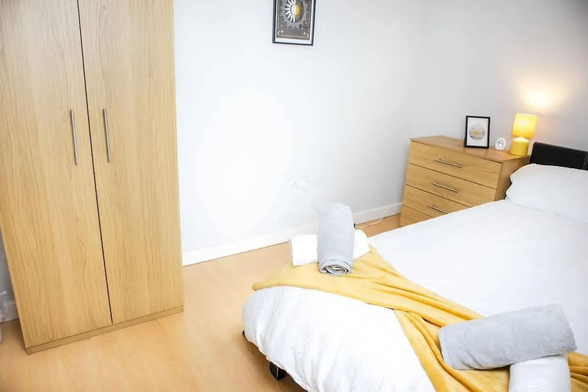 Central 2 Bed Apartment - Leeds City Centre - For Relocators, Professionals 0*, Leeds (West Yorkshire) Reino Unido