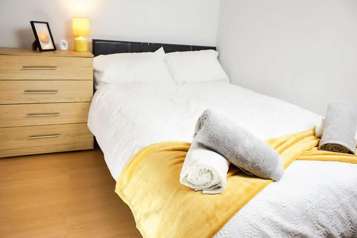 Central 2 Bed Apartment - Leeds City Centre - For Relocators, Professionals Reino Unido